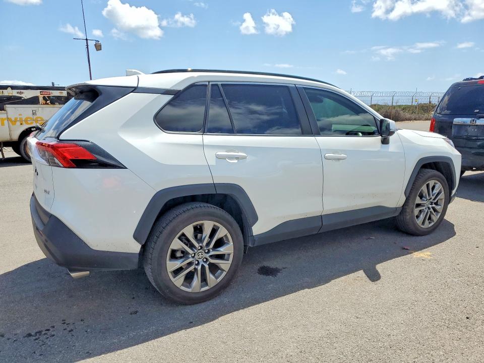2024 Toyota Rav4 VIN JTMC1RFV2RJ028701 COPART salvage auction — WATER/FLOOD, Hi - Certificate Of Salvage, sold $9,300 on 2026-07-20 (photo 3)