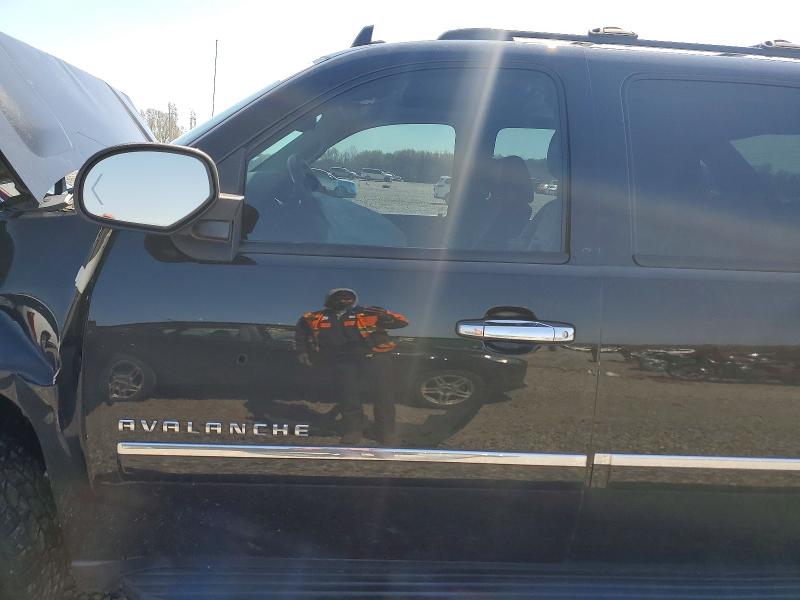 2013 Chevrolet Avalanche VIN 3GNTKGE70DG337265 COPART salvage auction — FRONT END, Tn - Salvage Certificate, sold $1,300 on 2026-07-02 (photo 7)