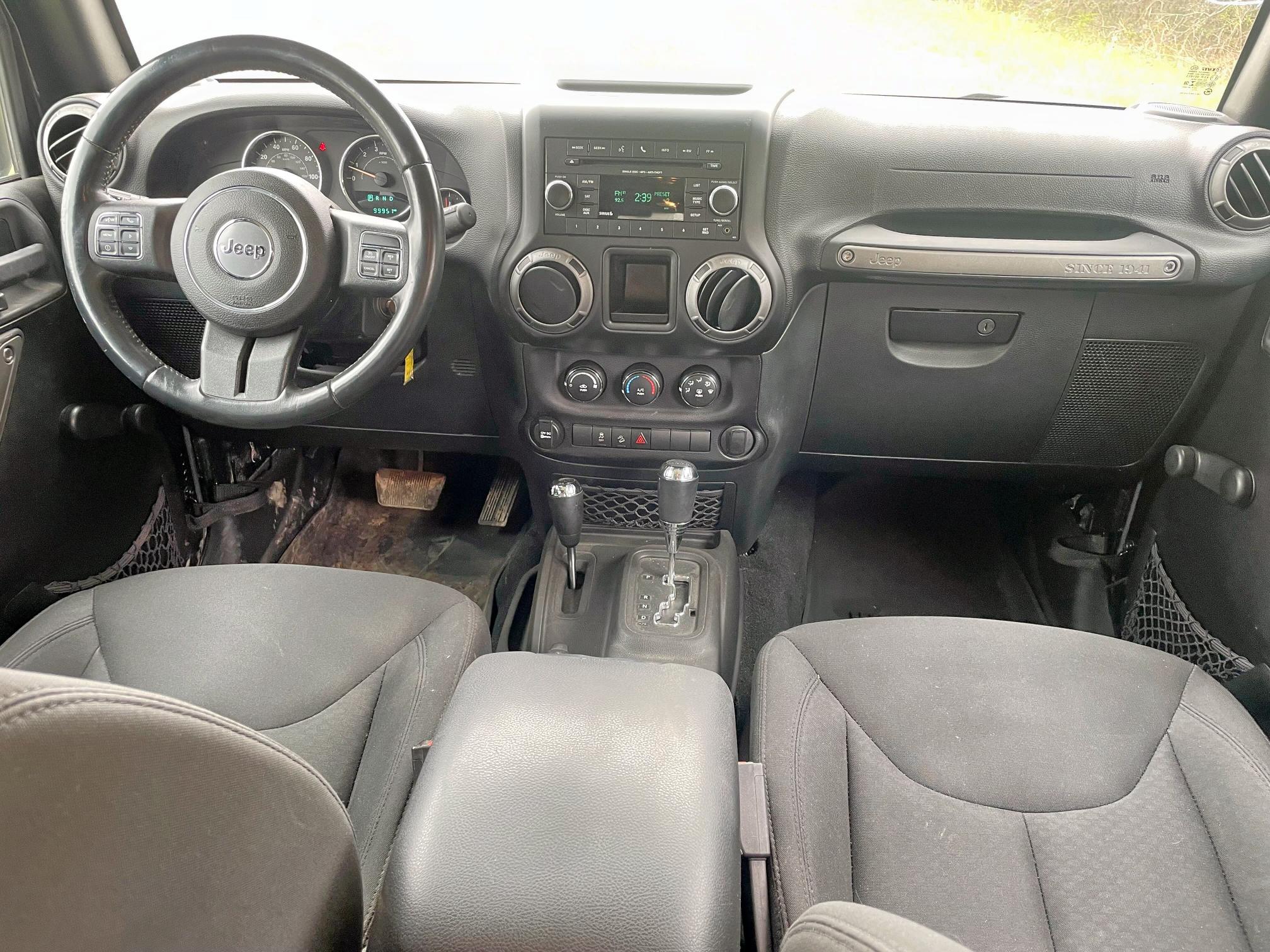 2016 Jeep Wrangler Unlimited VIN 1C4BJWDG7GL103053 COPART salvage auction — NORMAL WEAR, TX - CERT OF TITLE-REBUILT SALVAGE (P), sold $12,800 on 2025-04-15 (photo 9)