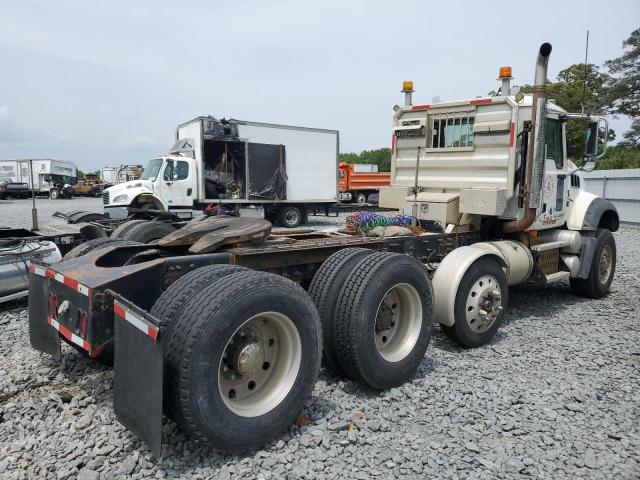2008 Mack All models VIN 1M2AX07C38M001787 COPART salvage auction — FRONT END, NC - UNREGISTERABLE CERT OF TITLE, sold $7,000 on 2026-07-30 (photo 4)
