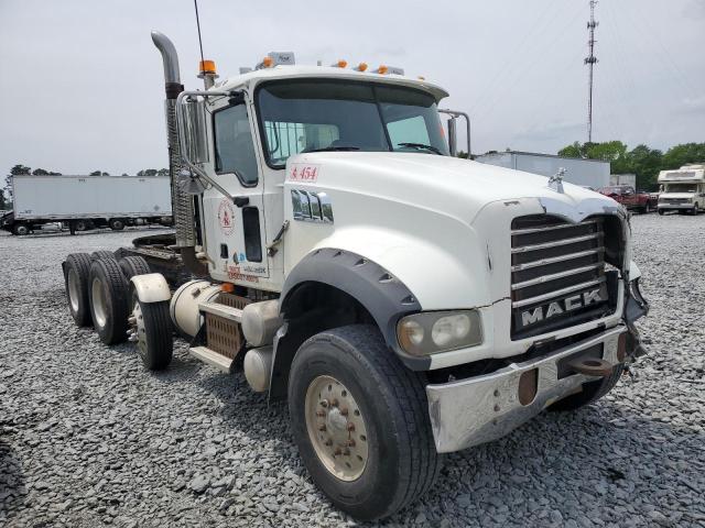 2008 Mack All models VIN 1M2AX07C38M001787 COPART salvage auction — FRONT END, NC - UNREGISTERABLE CERT OF TITLE, sold $1,600 on 2026-07-23 (photo 1)