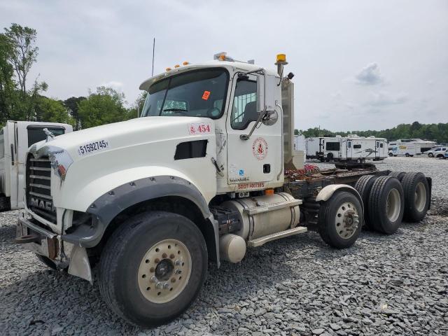 2008 Mack All models VIN 1M2AX07C38M001787 COPART salvage auction — FRONT END, NC - UNREGISTERABLE CERT OF TITLE, sold $7,000 on 2026-07-30 (photo 2)