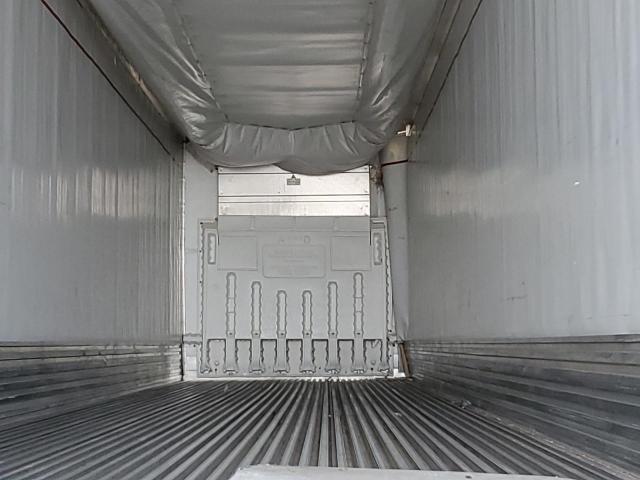 2018 Utility All models VIN 1UYVS2532J2369349 COPART salvage auction — SIDE, CO - PUBLIC - SALVAGE TITLE, sold $4,200 on 2026-07-30 (photo 5)