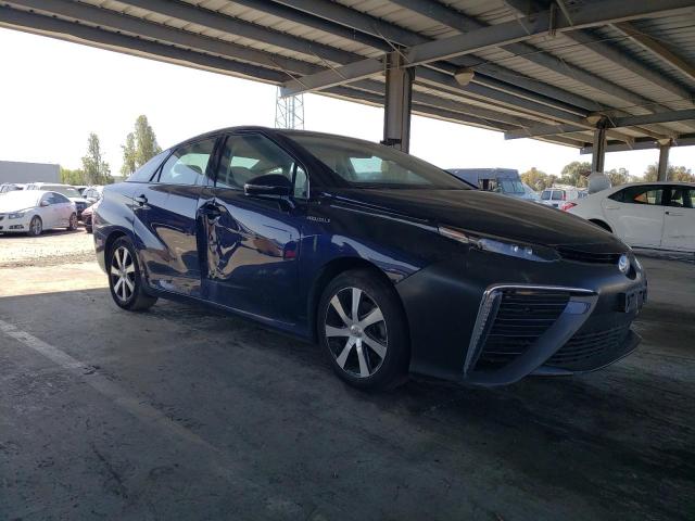 2017 TOYOTA MIRAI VIN JTDBVRBD1HA003218 COPART salvage auction — SIDE, CA - DIS/DLR/EXP ONLY CLEAN TITLE, sold $900 on 2025-05-01 (photo 4)
