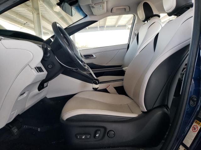 2017 TOYOTA MIRAI VIN JTDBVRBD1HA003218 COPART salvage auction — SIDE, CA - DIS/DLR/EXP ONLY CLEAN TITLE, sold $900 on 2025-05-01 (photo 7)