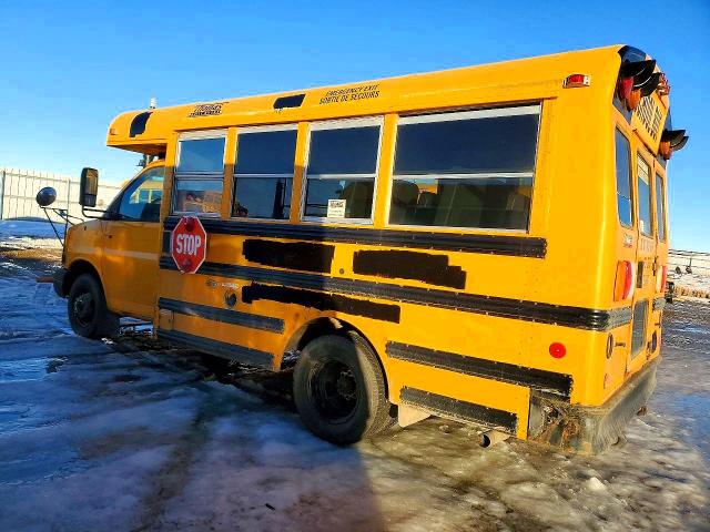 2010 Chev Express VIN 1GB6G2AG0A1165267 COPART salvage auction — NORMAL WEAR, AB - BOS - ACTIVE, sold $1,800 on 2026-07-22 (photo 2)