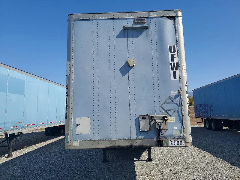 2009 Wabash All models VIN 1JJV532W89L250602 COPART salvage auction — MINOR DENT/SCRATCHES, CA - DIS/DLR/EXP ONLY CLEAN TITLE, sold $2,850 on 2026-07-07 (photo 7)
