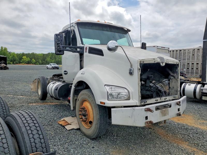 2018 Kenworth All other VIN 1XKZDP9X4JJ223176 — COPART salvage auction photo