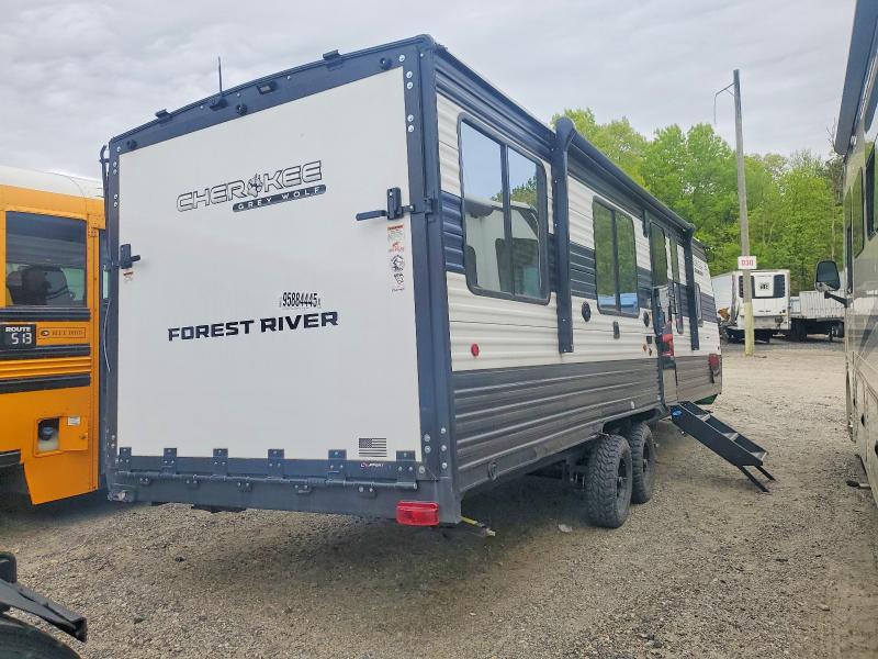 2025 Forest river cherokee Recreation VIN 4X4TCKA28SK093559 COPART salvage auction — SIDE, SC, sold $1,800 on 2026-07-28 (photo 4)