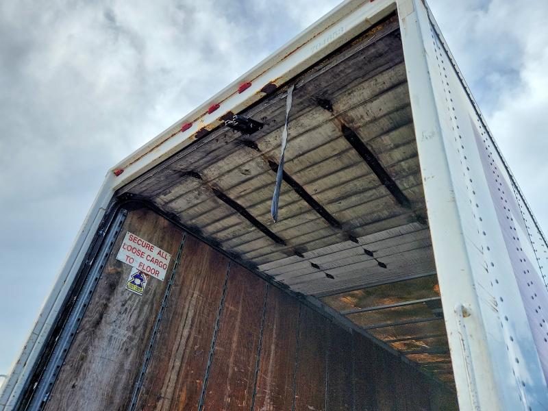 2002 Waba All models VIN 1JJV281W52L782807 COPART salvage auction — MINOR DENT/SCRATCHES, CA - DIS/DLR/EXP ONLY CLEAN TITLE, sold $2 on 2026-07-31 (photo 9)
