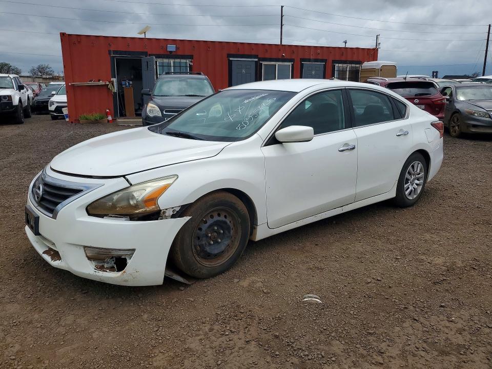 2015 Niss Altima VIN 1N4AL3AP1FN386082 COPART salvage auction — WATER/FLOOD, HI - CERTIFICATE OF SALVAGE, sold $1 on 2026-07-29 (photo 1)
