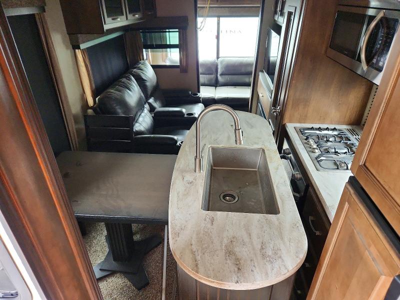 2019 Grand design Reflection VIN 573FR3628K3324317 COPART salvage auction — ROOF, JT, sold $4,150 on 2026-07-09 (photo 6)