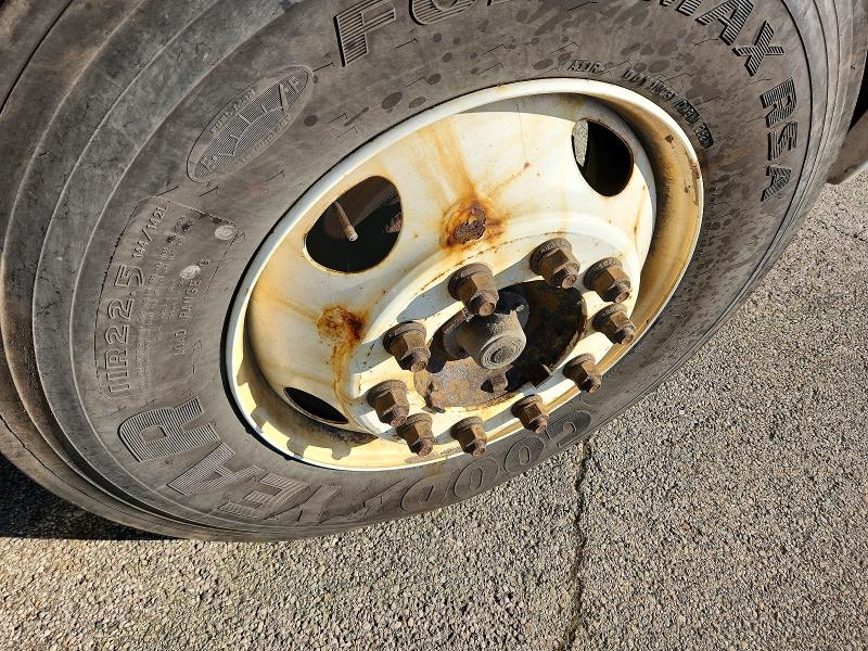 2019 Ford F650 VIN 1FDNF6DC4KDF15036 COPART salvage auction — NORMAL WEAR, Oh - Certificate Of Title, sold $9,750 on 2026-07-28 (photo 9)