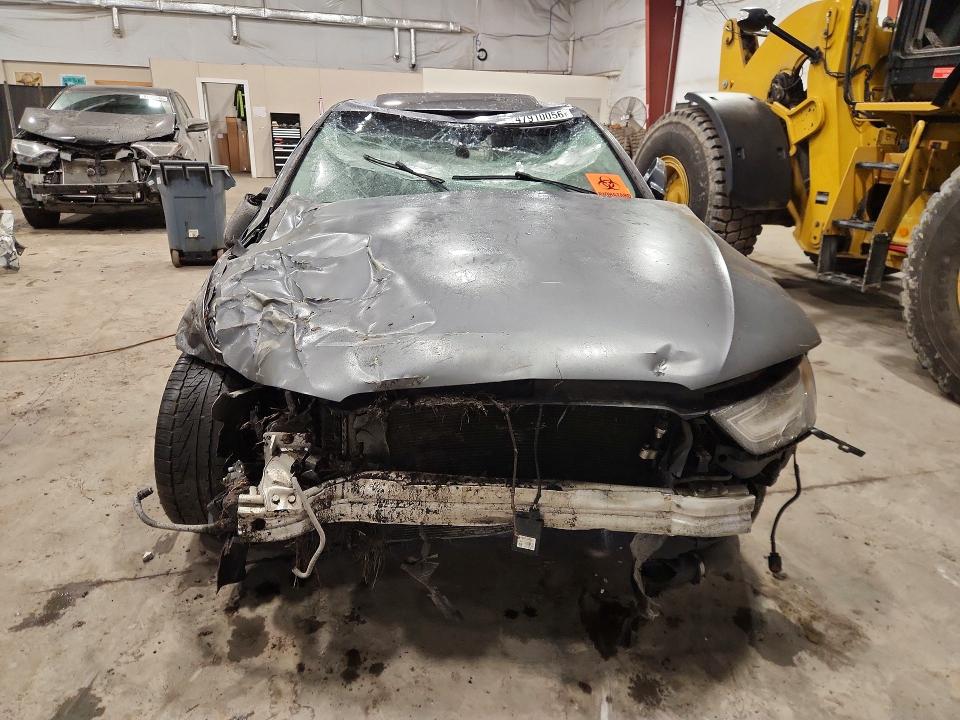 2015 Audi A4 VIN WAUBFAFL1FN023214 COPART salvage auction — ROLLOVER, Vt - Cert Of Title-Salvage Vehicle, sold $275 on 2026-07-20 (photo 5)