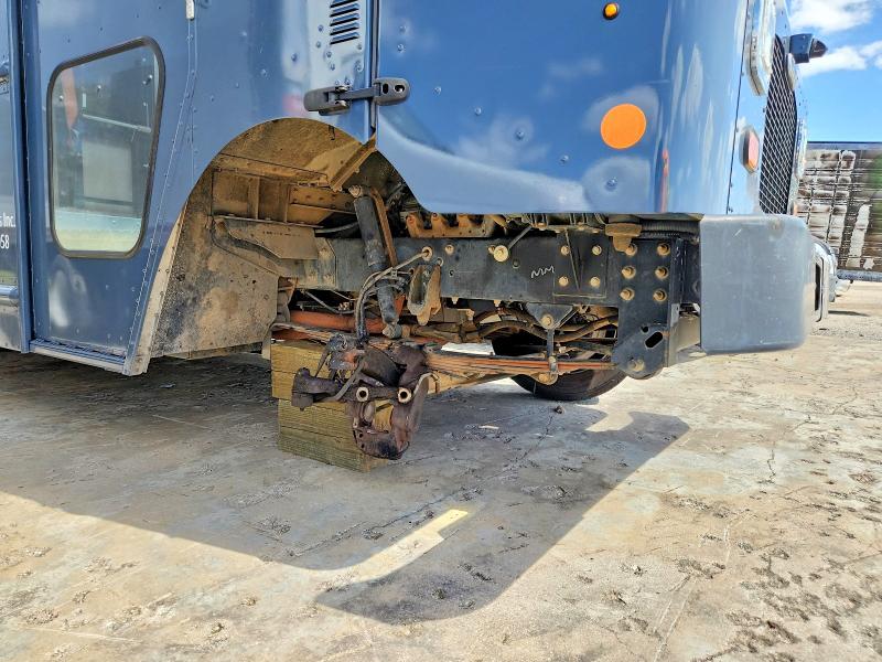 2021 Freightliner All other VIN 4UZAC2GA8MCMM9237 COPART salvage auction — UNDERCARRIAGE, FL - CERTIFICATE OF TITLE, sold $40 on 2026-07-11 (photo 9)