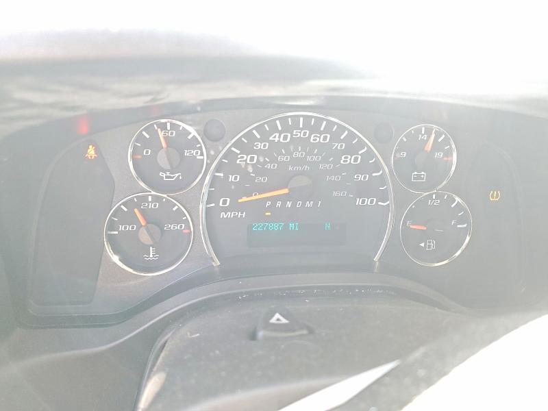2023 Chevrolet Express VIN 1GAZGNFP2P1104166 COPART salvage auction — NORMAL WEAR, Nc - Dealer Only Clean Title (P), sold $12,500 on 2026-07-30 (photo 9)