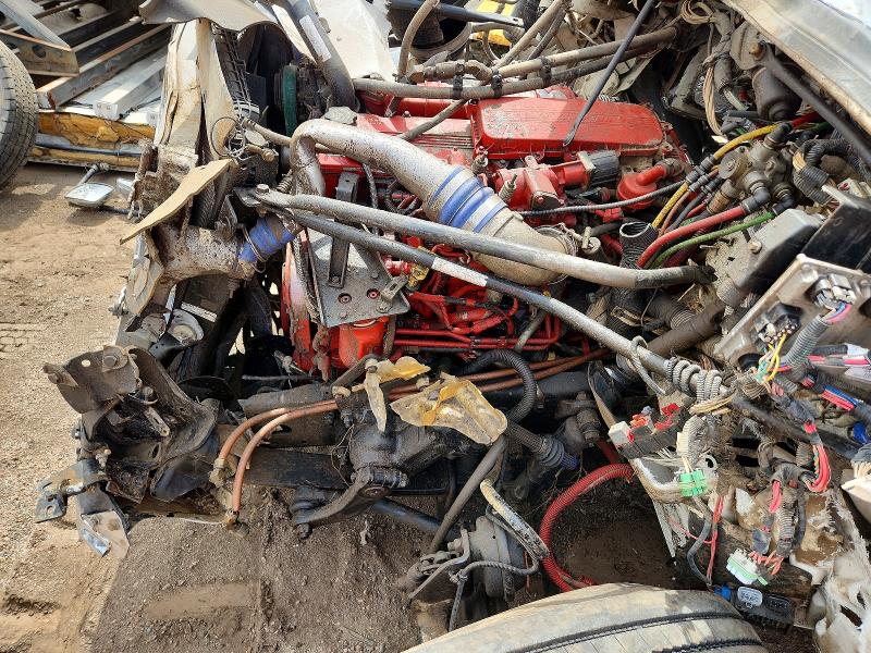 2008 Freightliner All models VIN 1FVACWBSX8HAA7745 COPART salvage auction — ROLLOVER, NE - CERTIFICATE OF TITLE, sold $300 on 2026-07-22 (photo 7)
