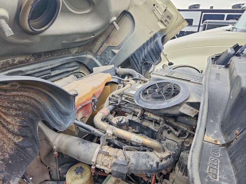 2013 Freightliner All models VIN 1FUJGLDRXDLBX8153 COPART salvage auction — NORMAL WEAR, IN - CERTIFICATE OF TITLE, sold $4,850 on 2026-07-27 (photo 7)