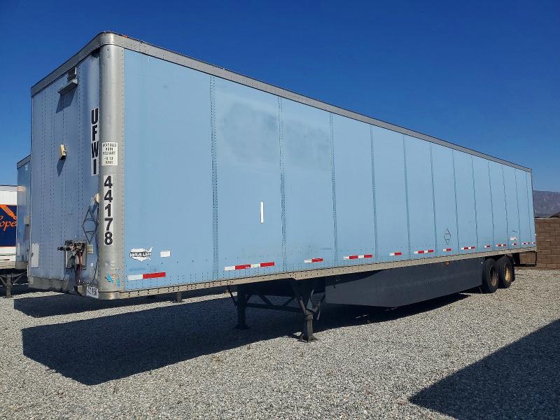 2009 Wabash All models VIN 1JJV532W89L250602 COPART salvage auction — MINOR DENT/SCRATCHES, CA - DIS/DLR/EXP ONLY CLEAN TITLE, sold $2,850 on 2026-07-07 (photo 2)