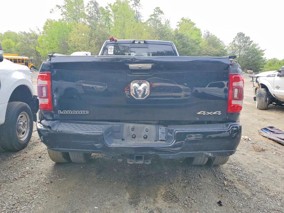 2022 Ram 3500 VIN 3C63RRJL4NG122029 COPART salvage auction — MINOR DENT/SCRATCHES, Va - Certificate Of Title, sold $18,000 on 2026-07-09 (photo 6)