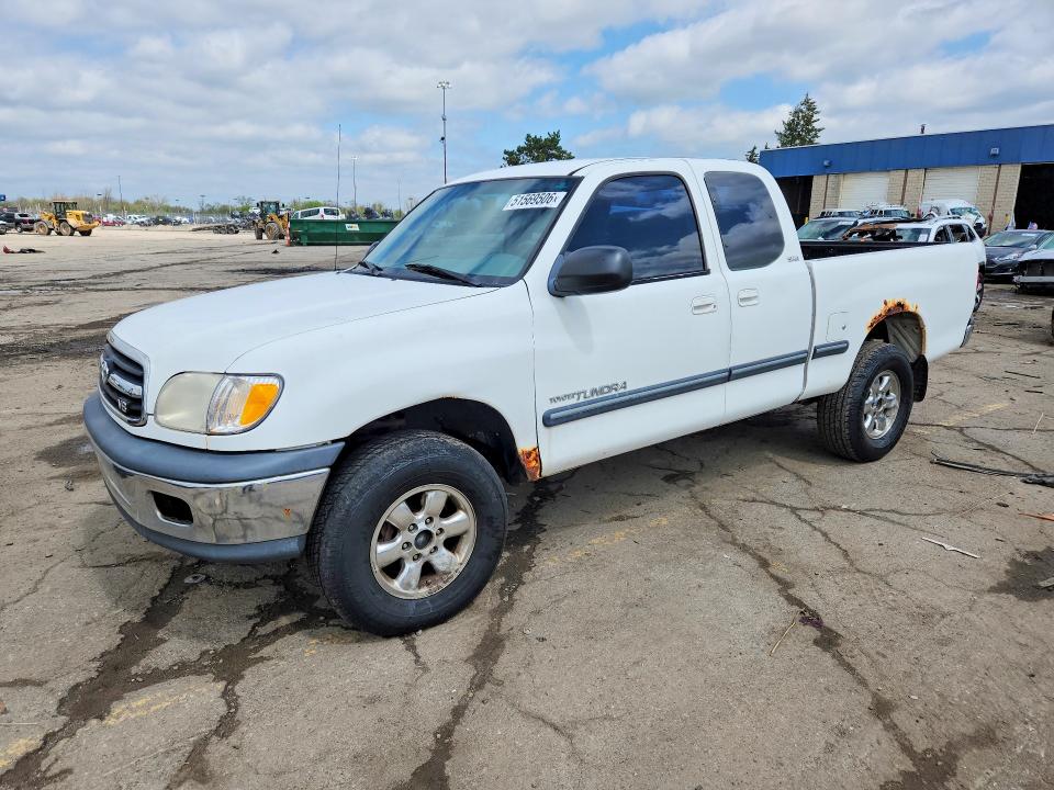 2000 Toyota Tundra VIN 5TBBT4415YS122431 COPART salvage auction — MINOR DENT/SCRATCHES, Mi - Dealer Only Clean Title, sold $675 on 2026-07-07 (photo 1)