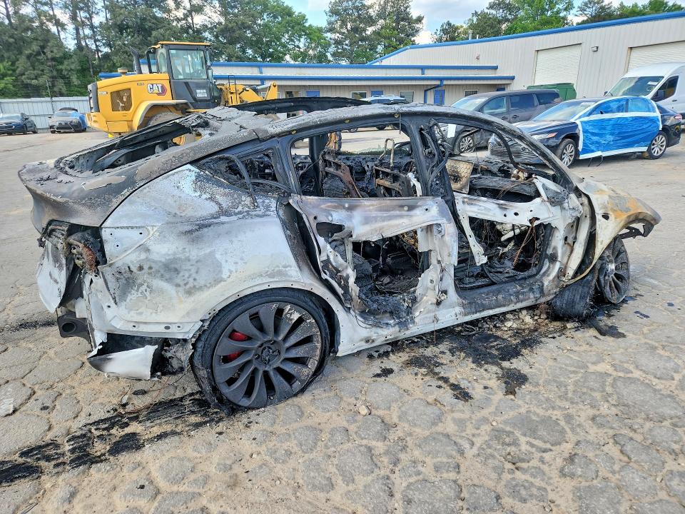 2022 Tesla Model y VIN 7SAYGDEF0NF462430 COPART salvage auction — BURN, Ga - Bill Of Sale - Parts Only, sold $3,100 on 2026-07-02 (photo 3)