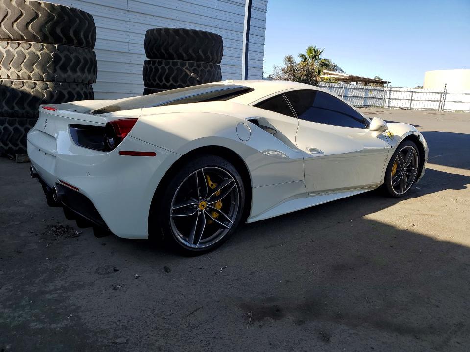 2018 Ferrari 488 VIN ZFF79ALA8J0230984 COPART salvage auction — Water/Flood, Ca - Dis/Dlr/Exp Clean W/Salv Hist, sold $93,500 on 2026-05-18 (photo 3)