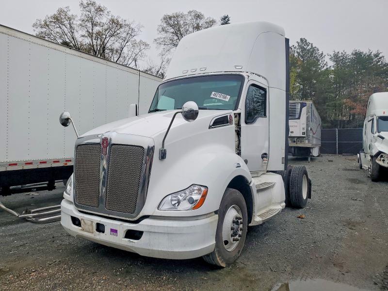2014 Kenworth All other VIN 1XKYA48XXEJ403109 COPART salvage auction — SIDE, IN - CERTIFICATE OF TITLE, sold $5,000 on 2026-07-10 (photo 2)