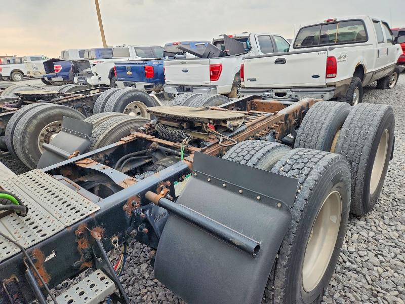 2013 Freightliner All models VIN 1FUJGLDRXDLBX8153 COPART salvage auction — NORMAL WEAR, IN - CERTIFICATE OF TITLE, sold $4,850 on 2026-07-27 (photo 9)