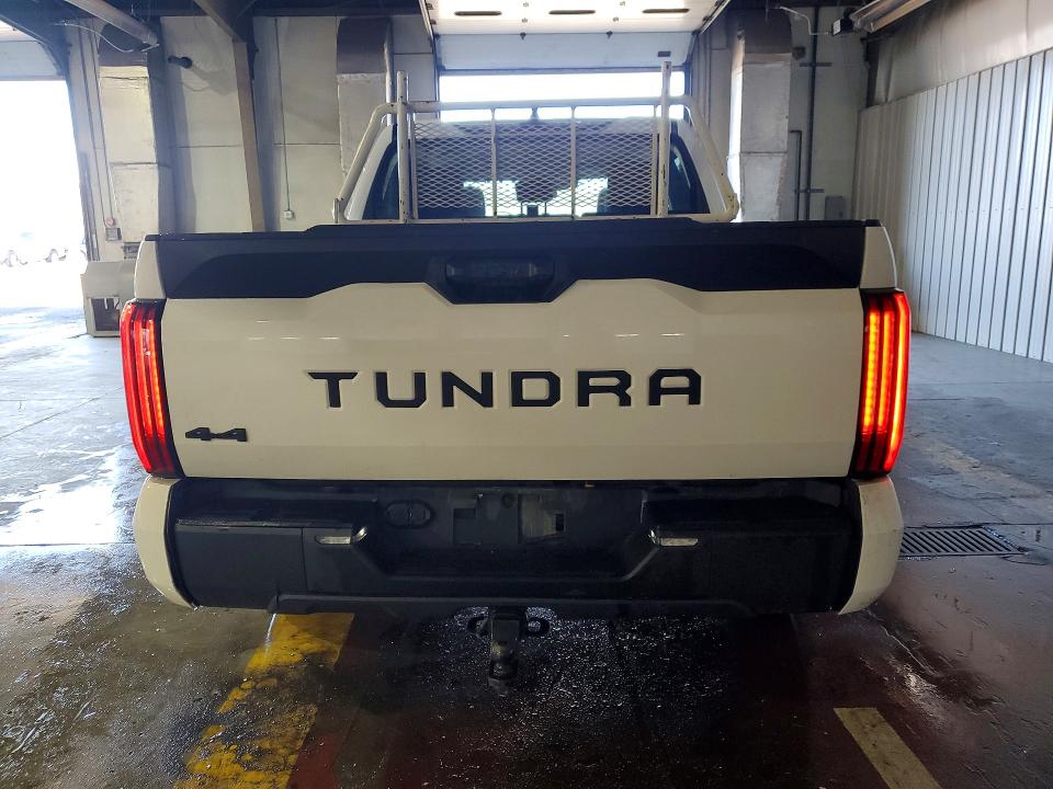 2024 Toyota Tundra VIN 5TFLA5DB2RX217623 COPART salvage auction — SIDE, In - Certificate Of Title, sold $24,750 on 2026-07-09 (photo 6)
