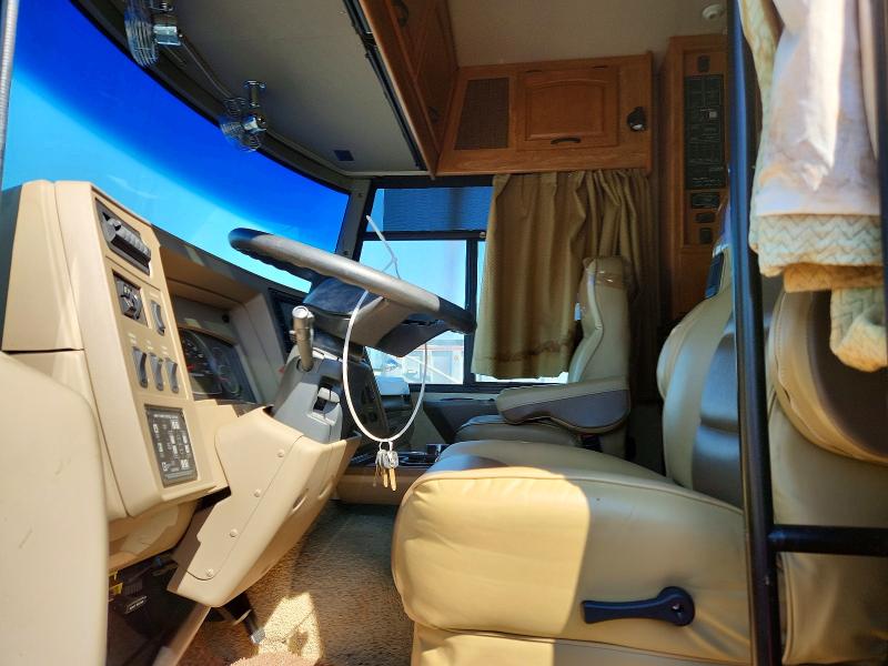 2008 Winnebago All other VIN 5B4MPA7G673423881 COPART salvage auction — MINOR DENT/SCRATCHES, VA - CERTIFICATE OF TITLE, sold $4,100 on 2026-07-28 (photo 5)