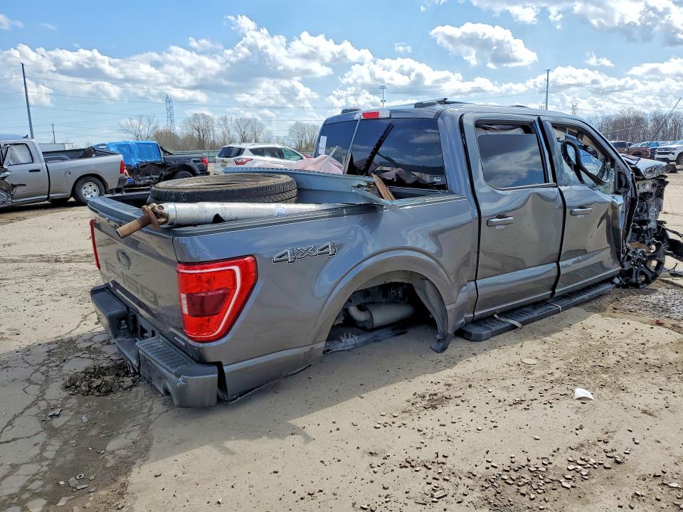 2022 Ford F150 VIN 1FTFW1E88NFB16175 COPART salvage auction — ROLLOVER, Mi - Certificate Of Title, sold $9,700 on 2026-07-10 (photo 3)