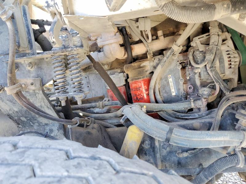 2003 Autocar llc All other VIN 5VCDC6LF33N194612 COPART salvage auction — MINOR DENT/SCRATCHES, CD, sold $1,100 on 2026-07-29 (photo 7)