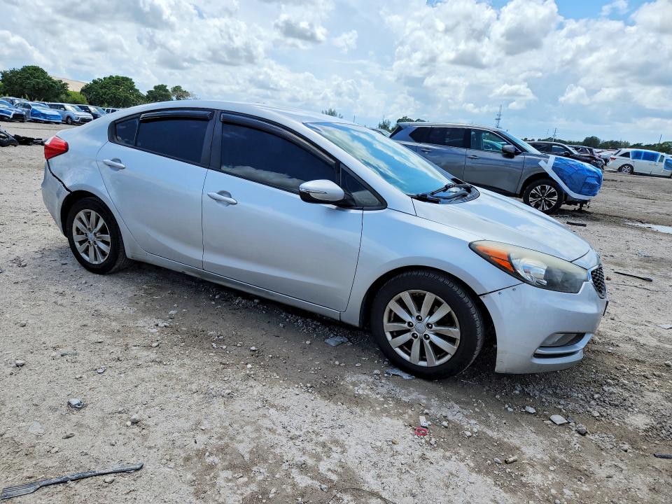 2016 Kia Forte VIN KNAFX4A64G5455735 COPART salvage auction — REAR END, Fl - Certificate Of Title (P), sold $600 on 2026-07-04 (photo 4)