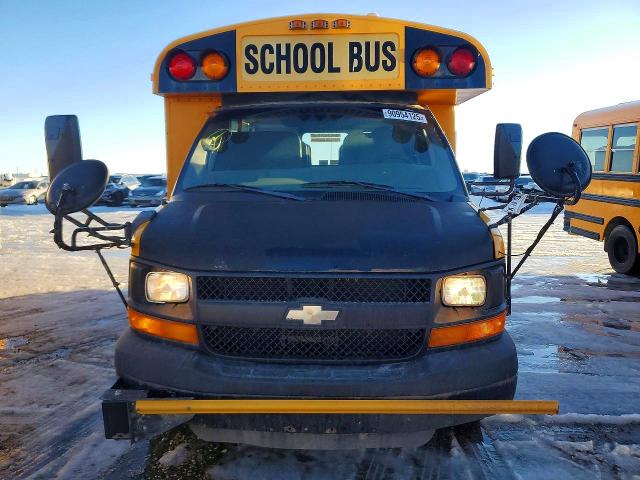 2010 Chev Express VIN 1GB6G2AG0A1165267 COPART salvage auction — NORMAL WEAR, AB - BOS - ACTIVE, sold $1,800 on 2026-07-22 (photo 5)