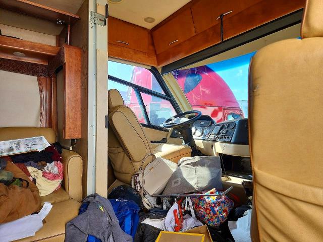 2012 Monon 45x96 Motorhome VIN 51Z6C4445C1056629 COPART salvage auction — MINOR DENT/SCRATCHES, CO - DIS/DLR/EXP ONLY CLEAN TITLE, sold $9,100 on 2026-07-06 (photo 7)
