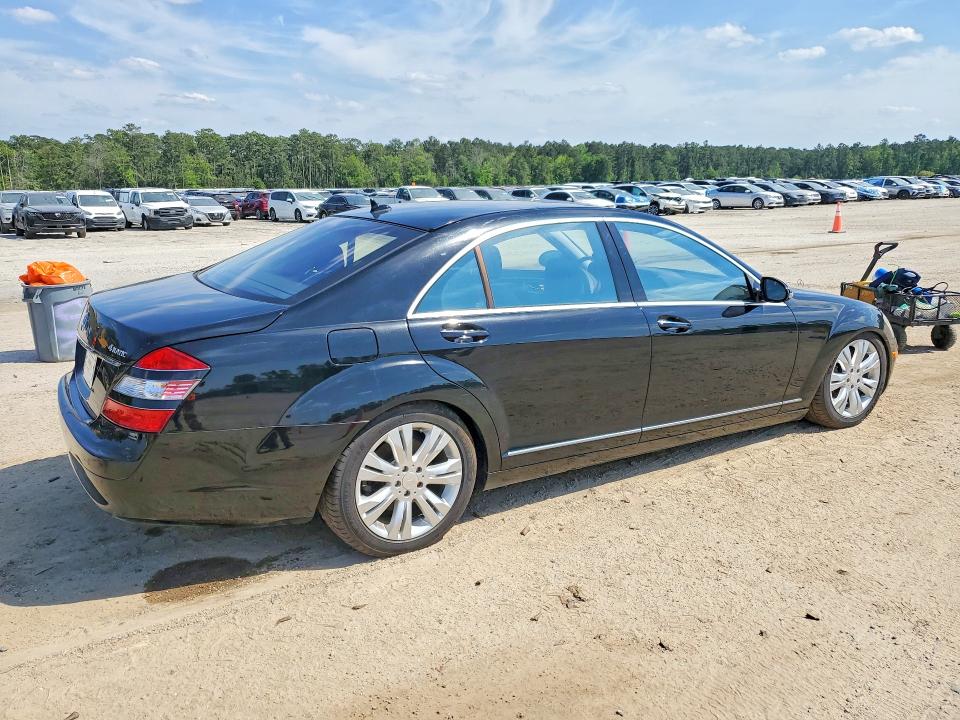2009 Mercedes-benz S class VIN WDDNG86X99A240892 COPART salvage auction — MINOR DENT/SCRATCHES, SC - CERTIFICATE OF TITLE, sold $1,250 on 2026-08-19 (photo 3)