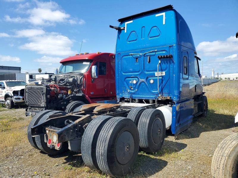 2020 Freightliner Cascadia VIN 1FUJHHDR6LLKS7063 COPART salvage auction — UNDERCARRIAGE, SC, sold $3,875 on 2026-07-09 (photo 4)