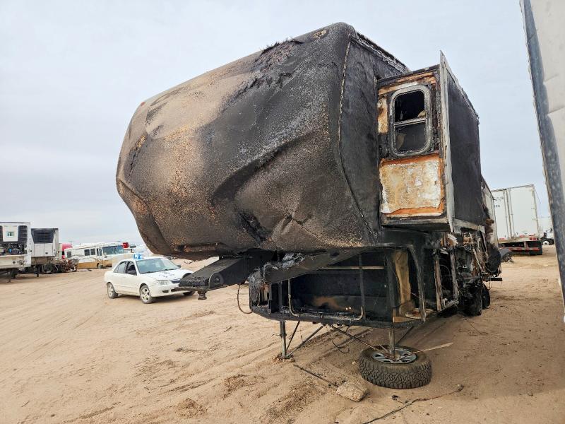 2013 Cross roads Unknown VIN 4V0FC342XDE011407 COPART salvage auction — BURN, NR, sold $50 on 2026-09-10 (photo 2)
