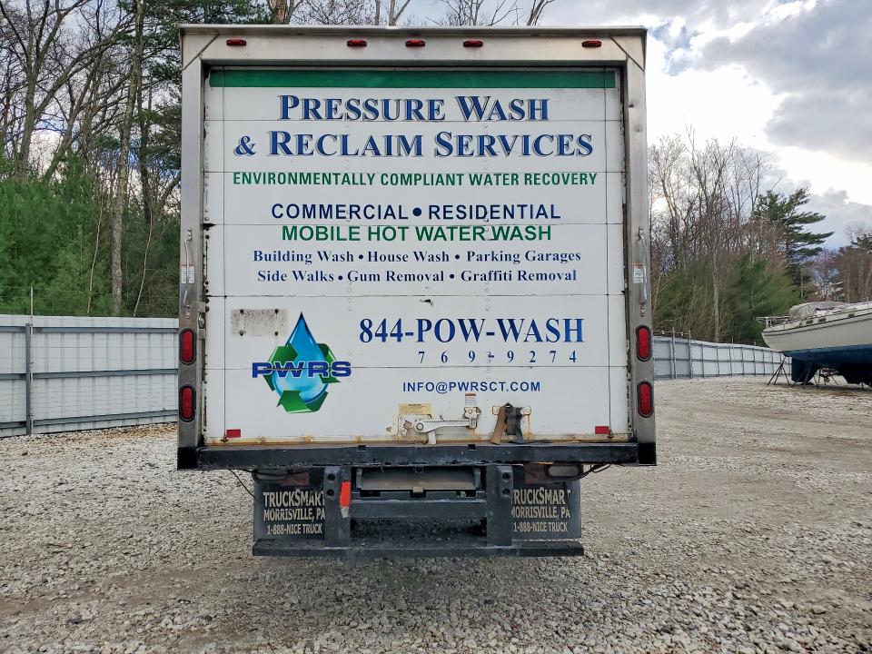 2010 Isuzu Npr VIN JALE5W163A7301561 COPART salvage auction — MINOR DENT/SCRATCHES, CT - CERTIFICATE OF TITLE, sold $6,900 on 2026-07-21 (photo 6)