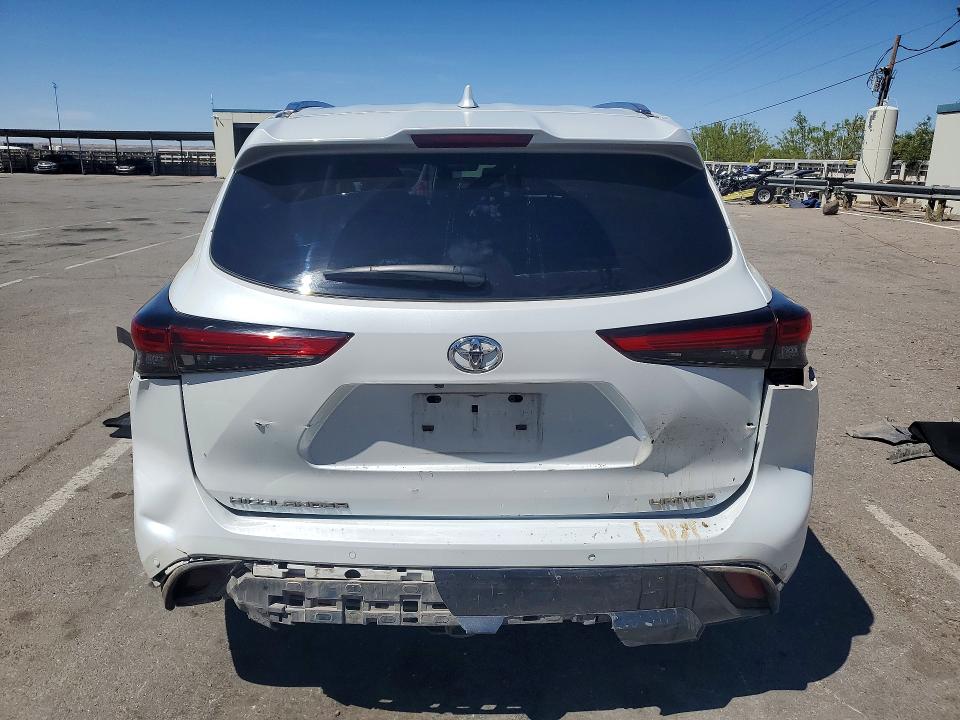 2022 Toyota Highlander VIN 5TDYZRAH2NS100834 COPART salvage auction — REAR END, Tx - Salvage Vehicle Title, sold $350 on 2026-07-10 (photo 6)