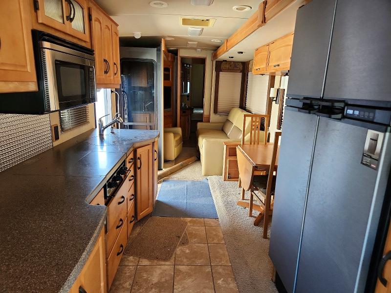 2008 Winnebago All other VIN 5B4MPA7G673423881 COPART salvage auction — MINOR DENT/SCRATCHES, VA - CERTIFICATE OF TITLE, sold $4,100 on 2026-07-28 (photo 6)