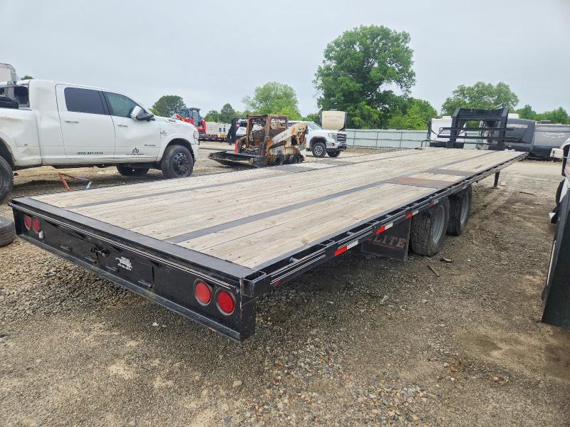 2022 Elite trailer VIN 1E9BF3526NS230723 COPART salvage auction — MINOR DENT/SCRATCHES, TN - CERTIFICATE OF TITLE, sold $4,000 on 2026-07-08 (photo 4)