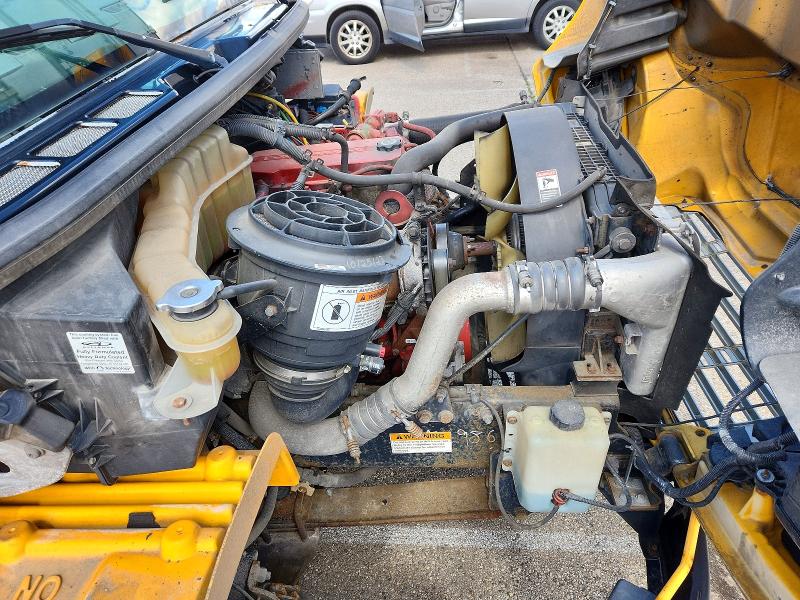 2010 Thomas Saf-t-line VIN 4UZABRDT0ACAN9569 COPART salvage auction — NORMAL WEAR, OH - CERTIFICATE OF TITLE, sold $2,000 on 2026-09-18 (photo 7)