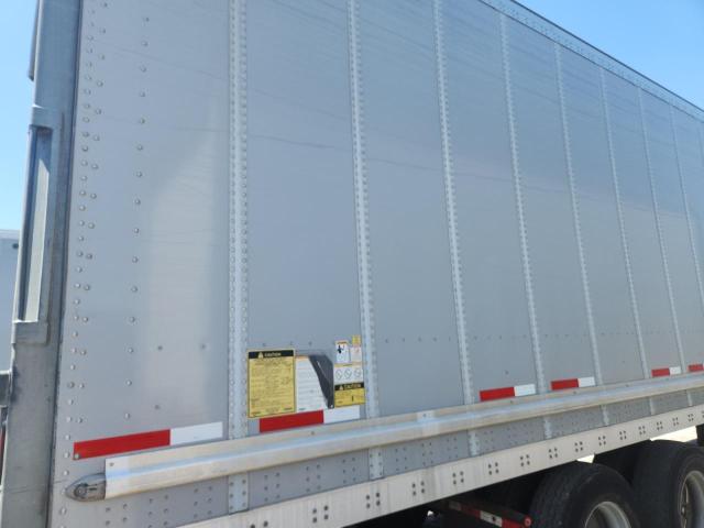 2018 Wabash Dry freigh VIN 1JJV532D2JL068428 COPART salvage auction — NORMAL WEAR, CT, sold $2,350 on 2026-07-10 (photo 6)