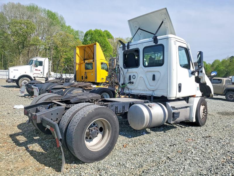 2024 Freightliner All other VIN 3AKBHKDV2RSUU5089 COPART salvage auction — FRONT END, NC - SALVAGE CERTIFICATE OF TITLE, sold $7,600 on 2026-07-09 (photo 4)