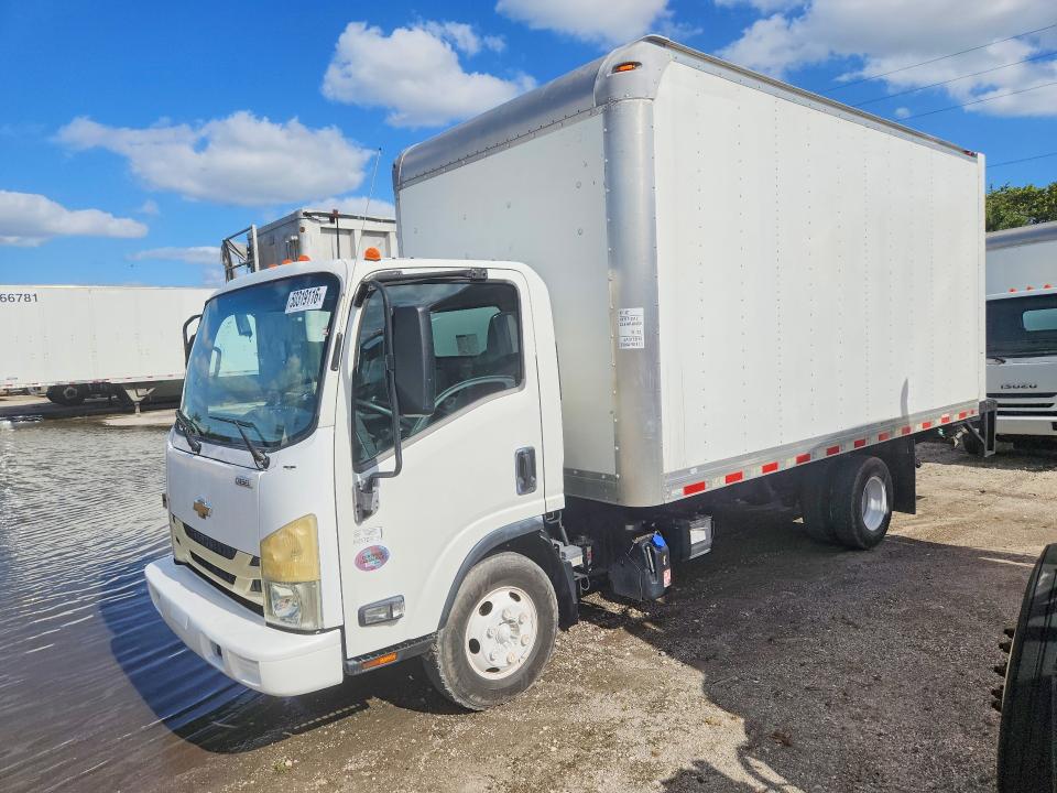 2020 Chev C/k4500 VIN JALCDW164L7010824 COPART salvage auction — MINOR DENT/SCRATCHES, CT, sold $10,600 on 2026-07-28 (photo 9)