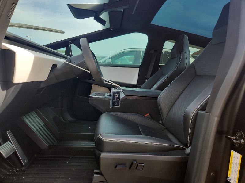 2024 Tesla Cybertruck VIN 7G2CEHED1RA001322 COPART salvage auction — REAR END, Tx - Salvage Vehicle Title (P), sold $41,750 on 2026-07-27 (photo 7)
