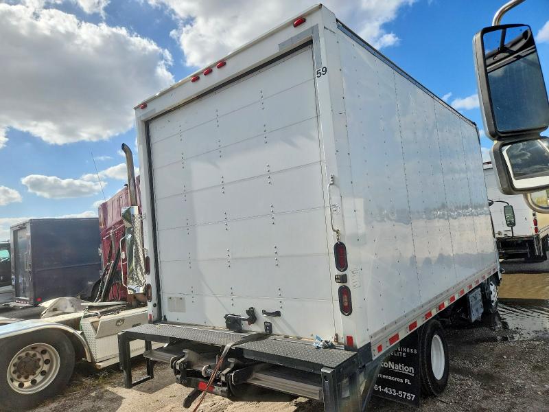 2020 Chev C/k4500 VIN JALCDW164L7010824 COPART salvage auction — MINOR DENT/SCRATCHES, CT, sold $10,600 on 2026-07-28 (photo 4)