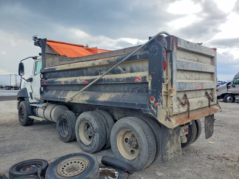 2015 Caterillar All other VIN 3HTJGTKT7FN708953 COPART salvage auction — MINOR DENT/SCRATCHES, AR - CERTIFICATE OF TITLE (P), sold $26,200 on 2026-07-13 (photo 3)